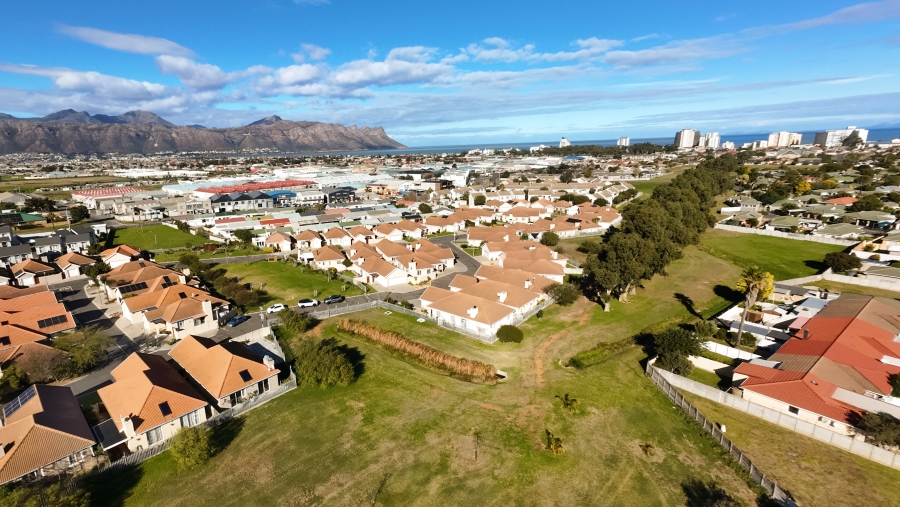3 Bedroom Property for Sale in Onverwacht Western Cape